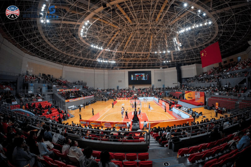 太阳城集团-一场引人入胜的篮球盛宴震撼全场观众的简单介绍