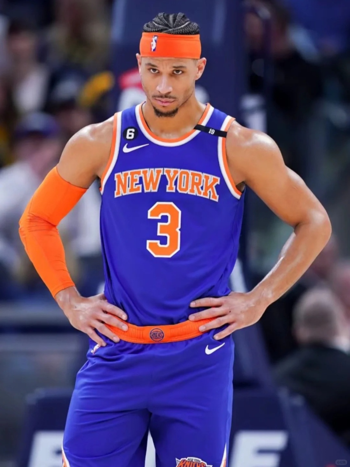 包含恩贝利中场破门得分，助球队扭转局势逆转比分的词条